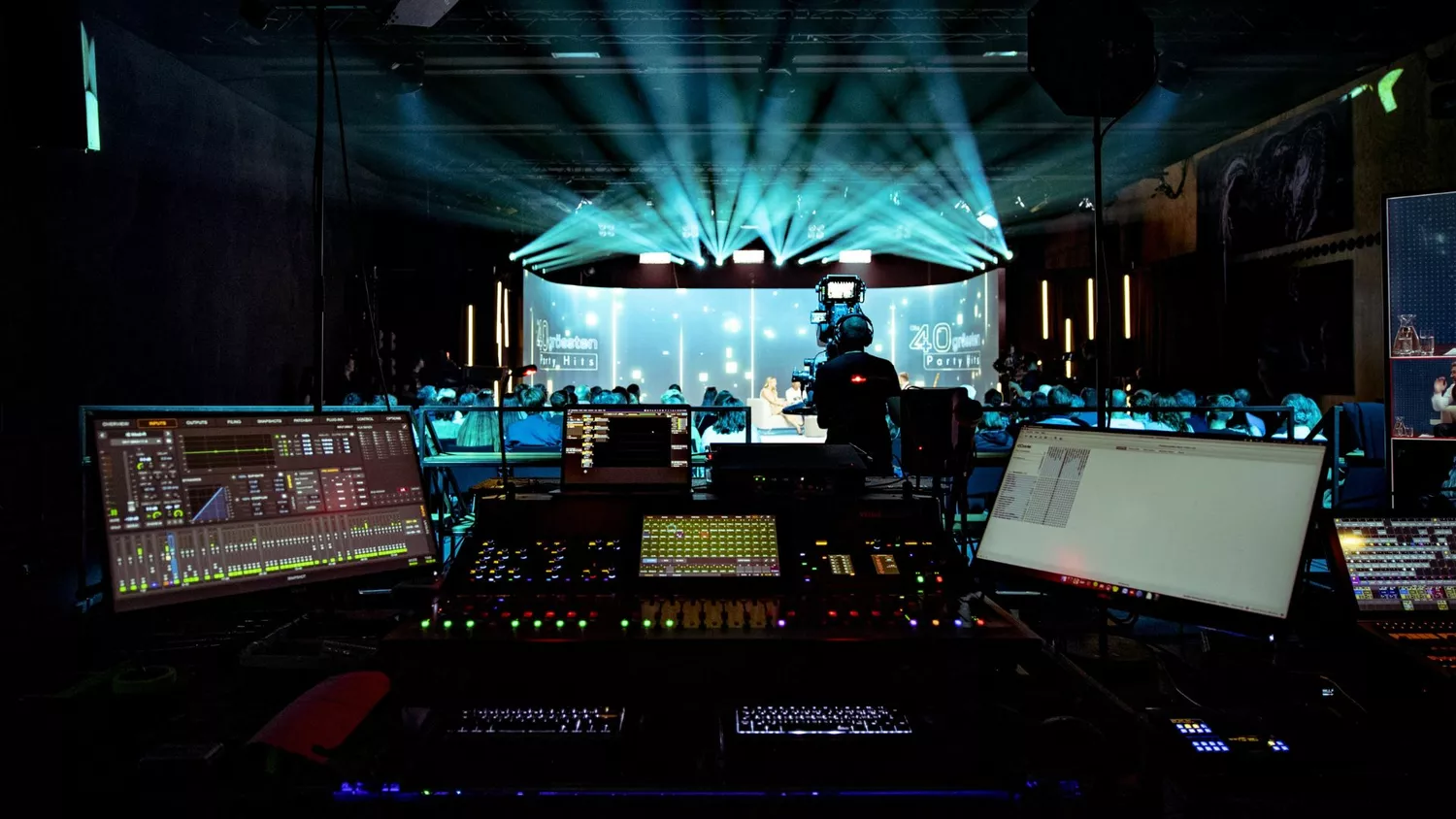 TV Studio THE HALL